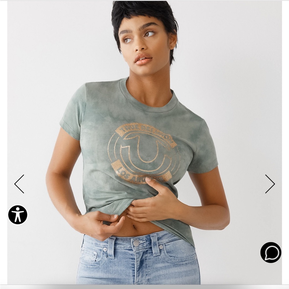 New True Religion Women's Foil Horseshoe Seal Crew Neck Tee